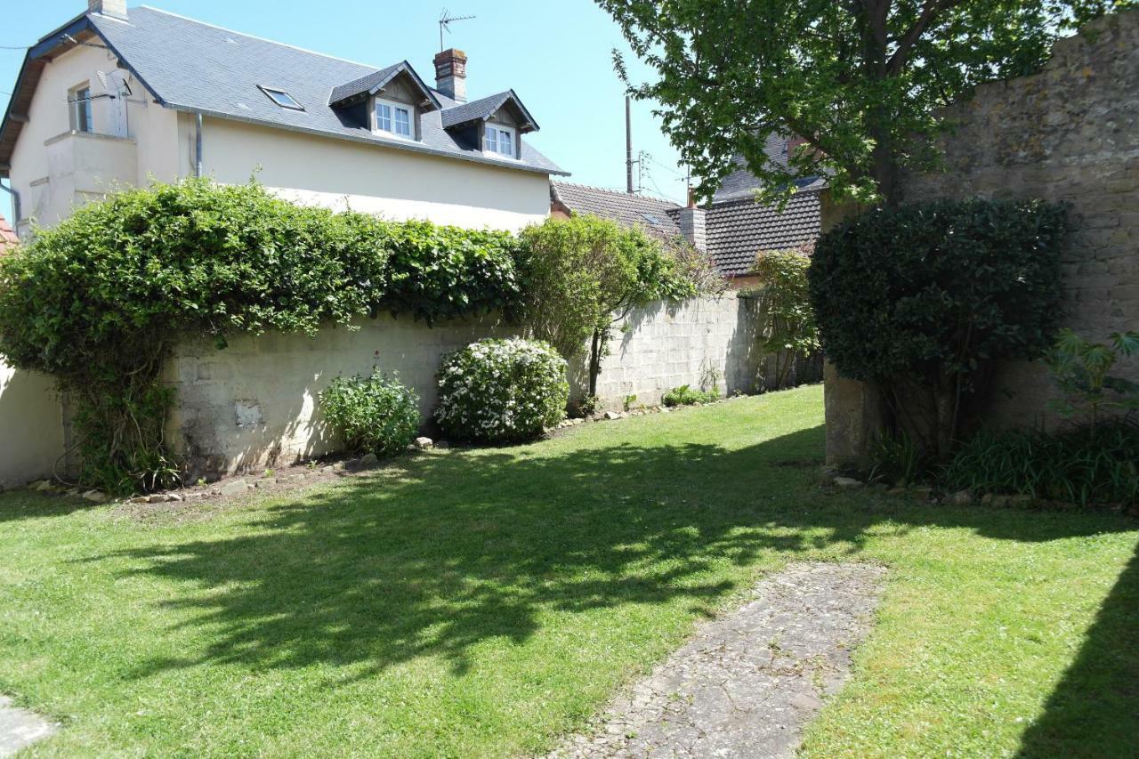 50 M2 De Charme Au Coeur Des Plaisirs De La Cote Appartement Luc-sur-Mer Buitenkant foto